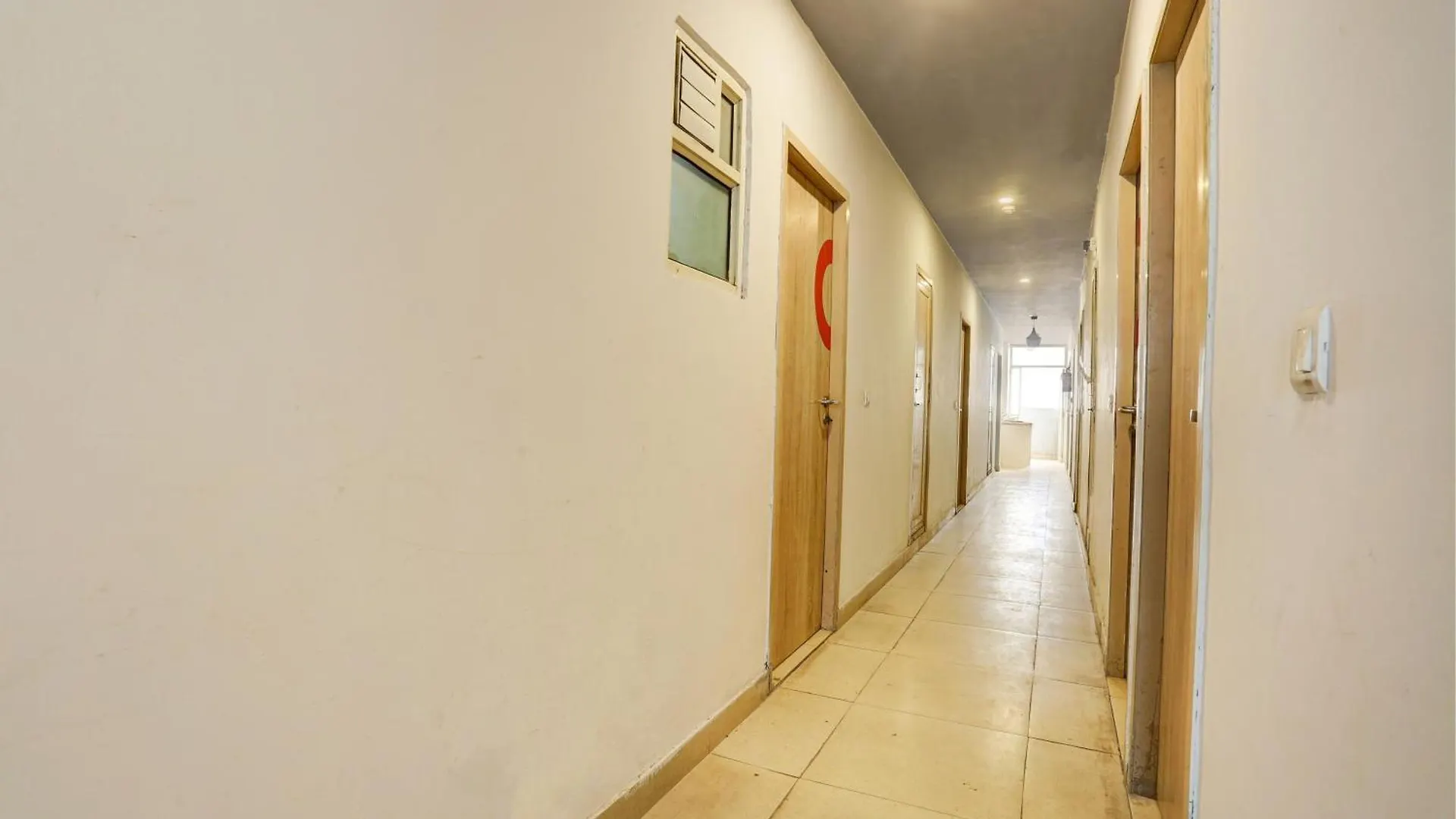 Hotel O Dwarka Mor Metro Hotel Delhi
